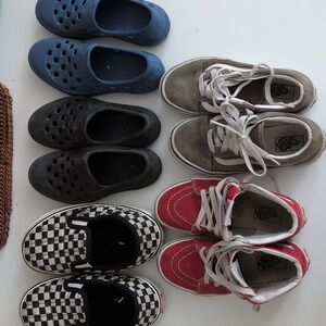 LOT OF VANS KIDS